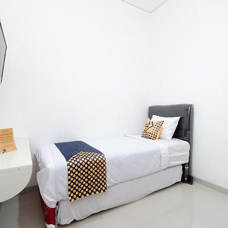 Spot On 2026 Arta Residence Semarang Extérieur photo