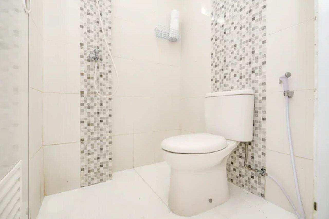 Spot On 2026 Arta Residence Semarang Extérieur photo