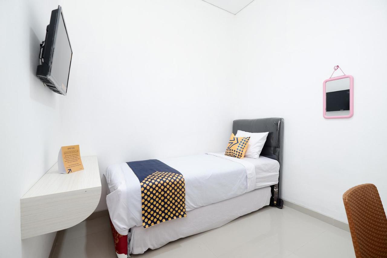 Spot On 2026 Arta Residence Semarang Extérieur photo